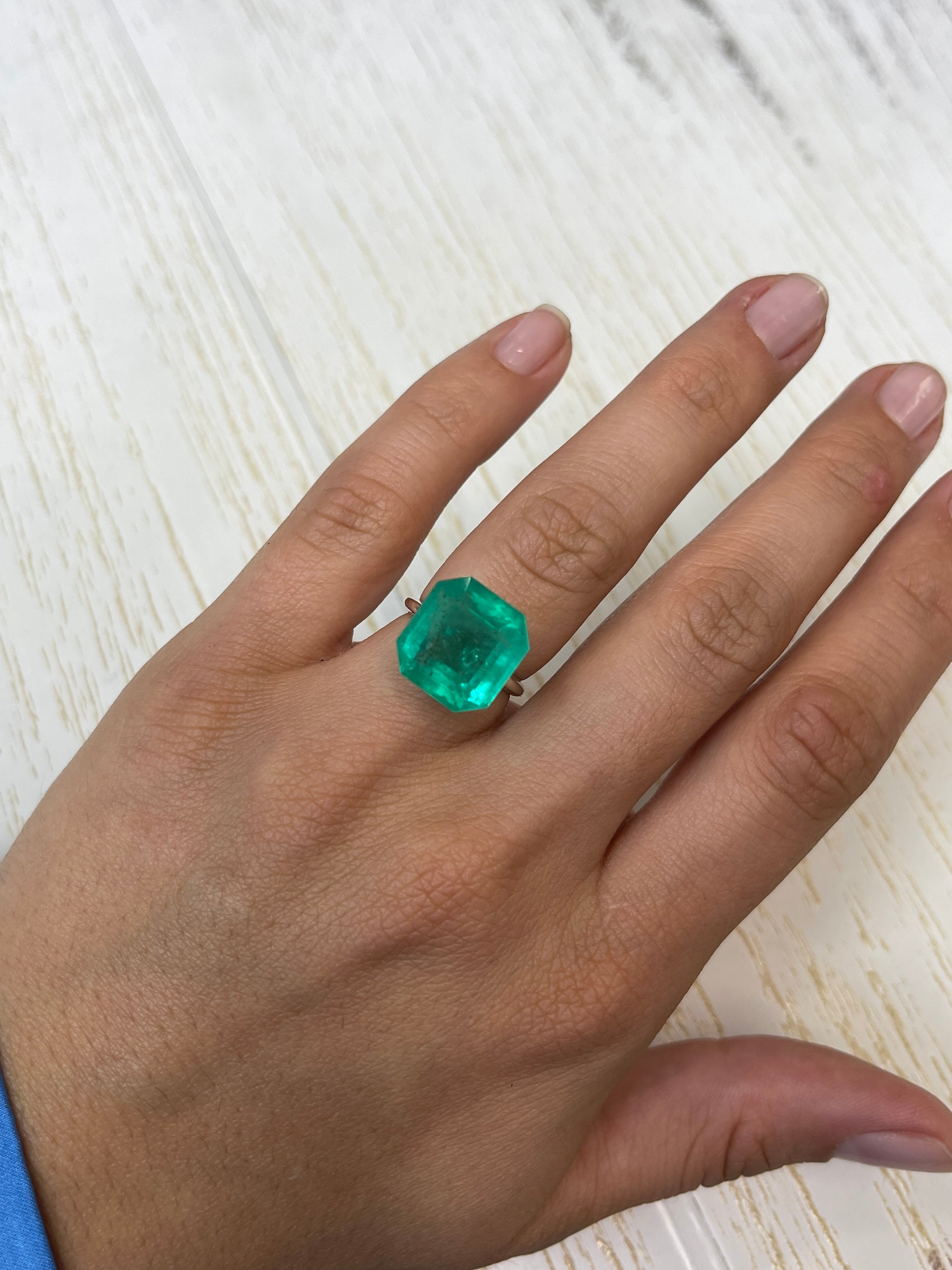 11.64 Carat Natural Colombian Emerald Asscher Cut Loose Gemstone - Earthy Green 14x14mm for Jewelry Making & Engagement Rings