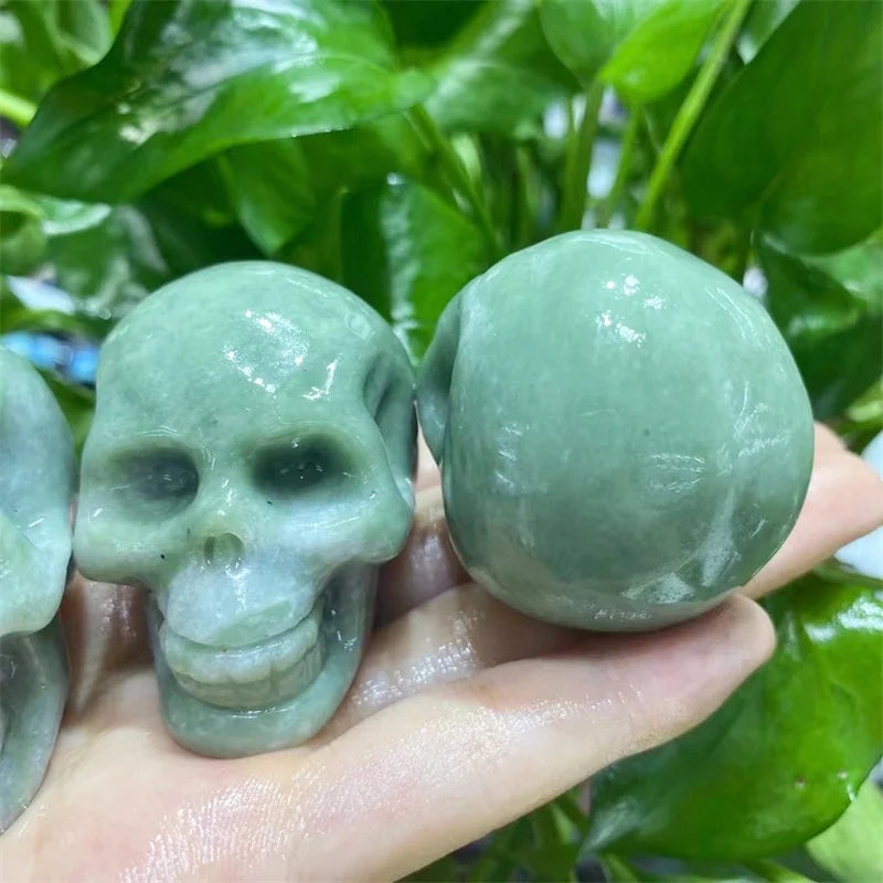 Natural Green Aventurine Skull Figurine - Handcrafted Healing Crystal Carving for Halloween Gifts & Home Decor (2 Inch, 1 Piece) - Perfect for Meditation, Spiritual Healing & Gothic Home Decor