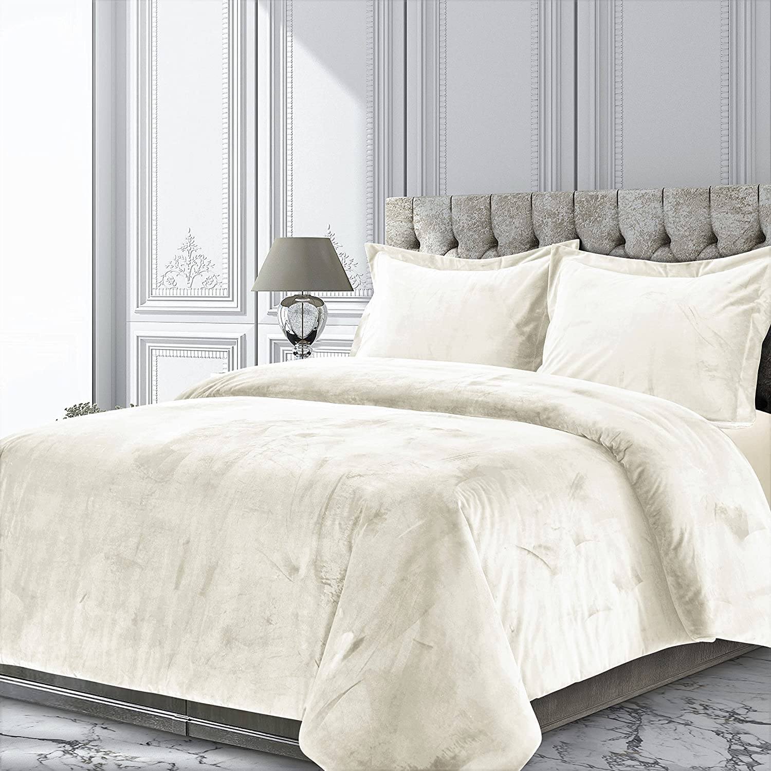 Luxury Crinkle Crushed 600 GSM Ivory 98