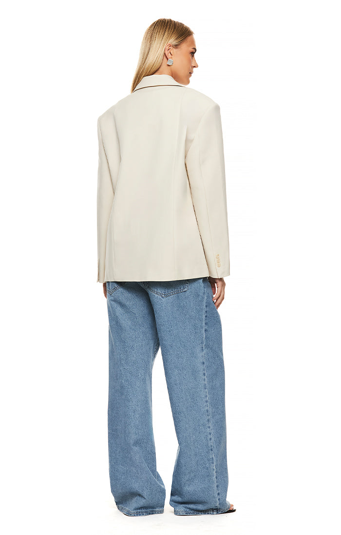 The Isla Oyster Blazer - Women's Classic Tailored Jacket for Work, Office & Special Occasions | Premium Wool Blend, Slim Fit, Versatile Layering Piece for Business Attire & Evening Events