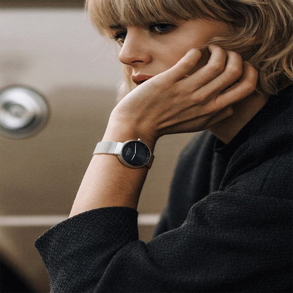 BERING 15531-077 Women's Watch - Elegant Stainless Steel & Crystal Design - Perfect for Business, Parties & Everyday Wear