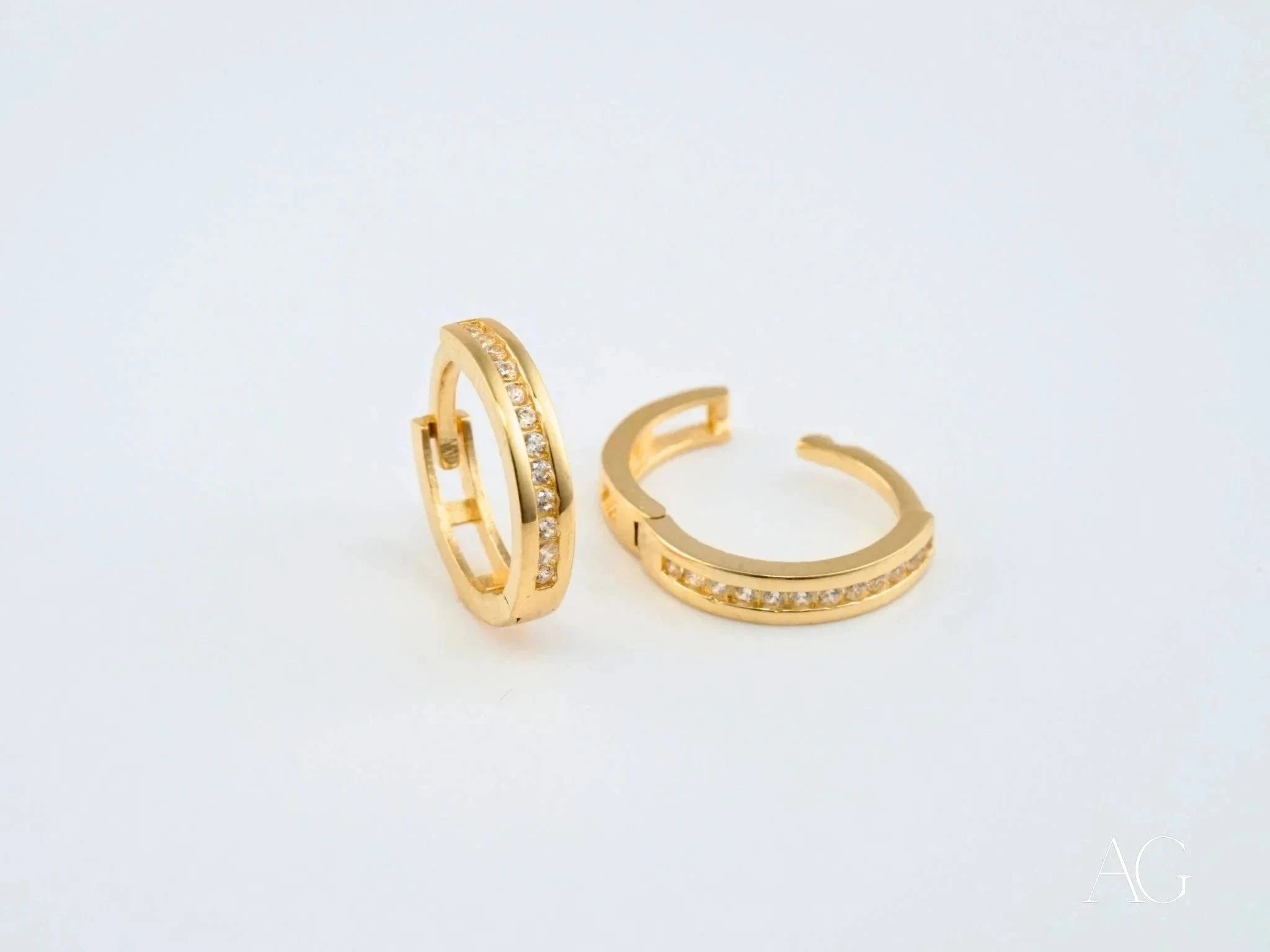 18K Yellow Gold CZ Mini Hoop Earrings for Women - Sparkling Cubic Zirconia Huggie Hoops - Perfect for Everyday Wear, Gifts & Special Occasions