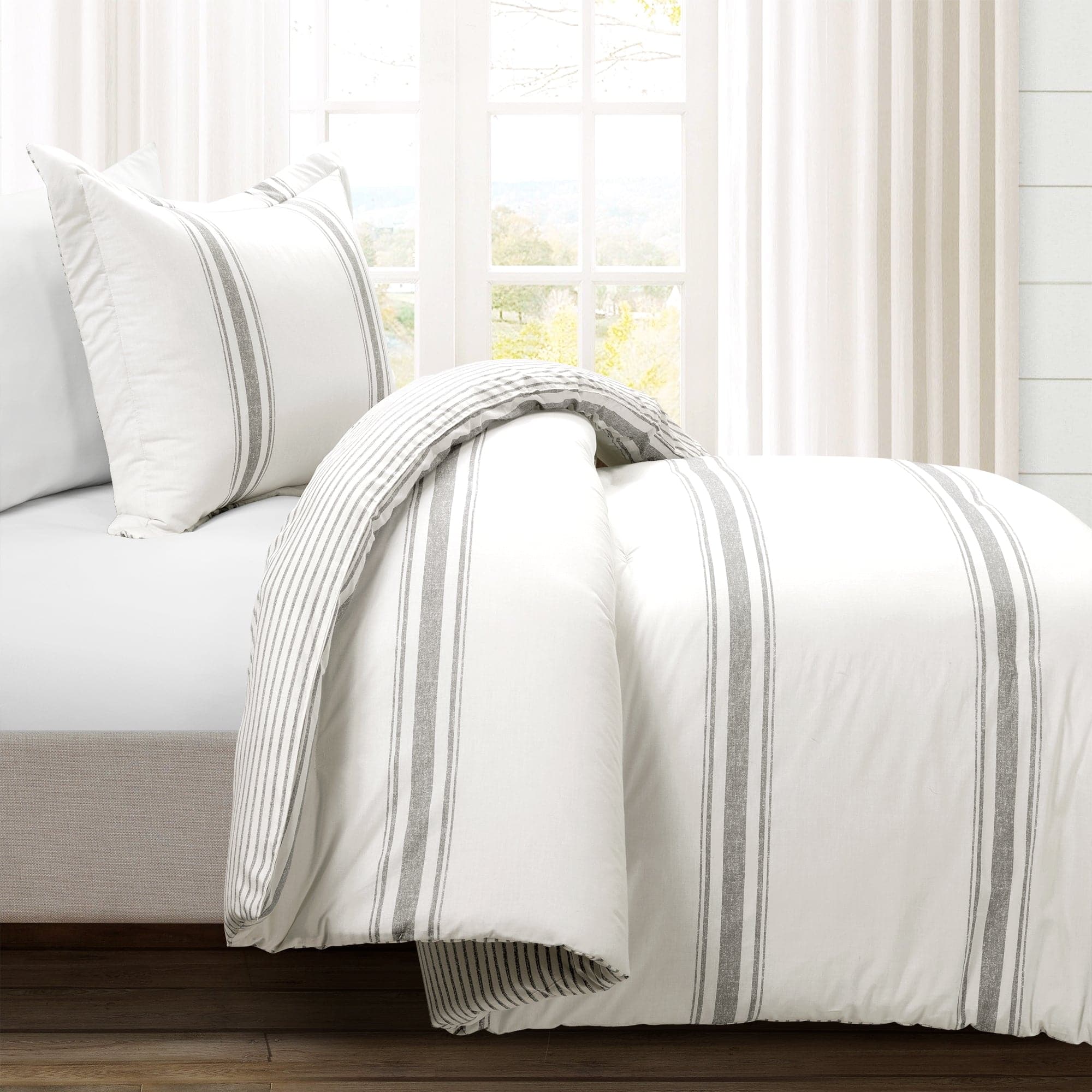 Farmhouse Stripe Reversible Comforter Set - Queen Size, Soft Breathable Cotton Bedding - Perfect for Cozy Bedroom Decor & Guest Room Styling