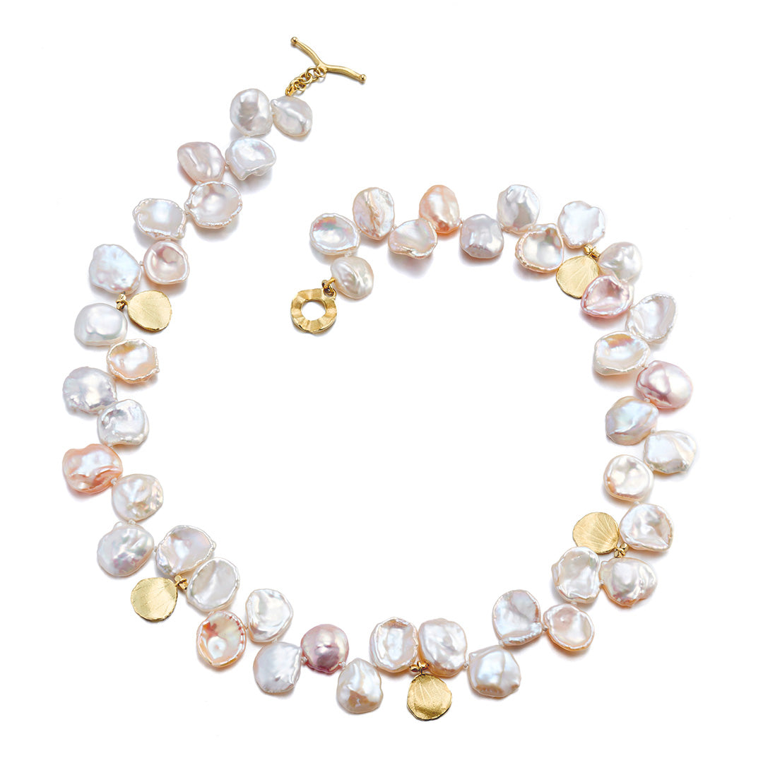 Pastel Pearl & Hydrangea Petal Necklace - Elegant Dainty Floral Jewelry for Women, Perfect for Weddings, Date Nights & Special Occasions