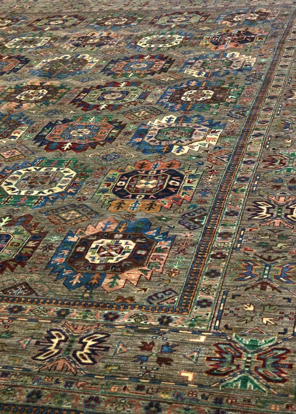 Authentic Baluchi Handwoven Tribal Rug J63748 - Vintage Persian Style Floor Carpet for Boho Home Decor, Living Room, Bedroom & Office