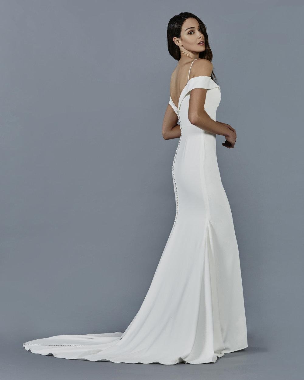 Kelly Faetanini Phoebe Sample Gown - Elegant Wedding Dress for Brides | Perfect for Bridal Showers, Ceremonies & Formal Events