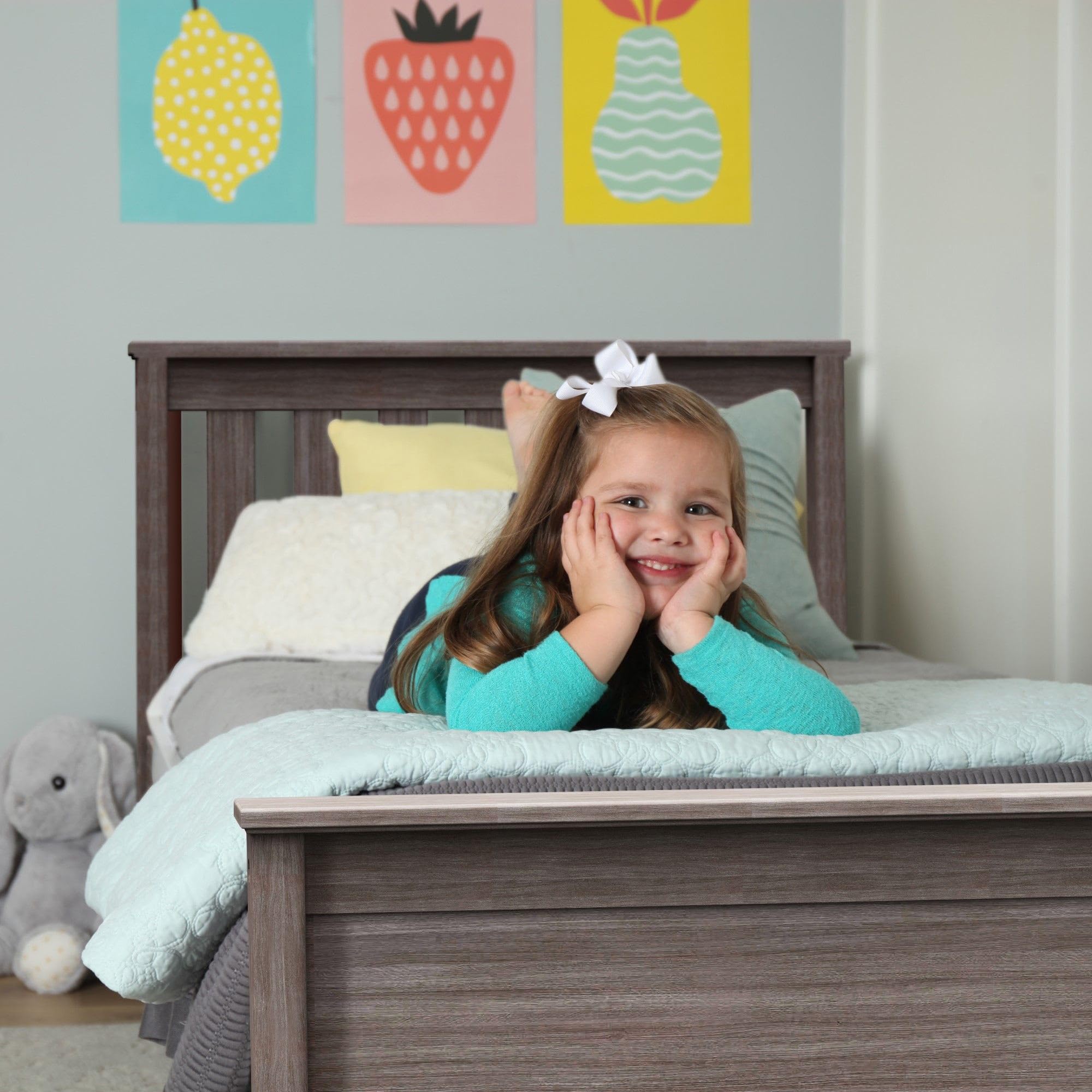 Max & Lily Solid Wood Twin Bed Frame with Slatted Headboard - No Box Spring Needed Kids Platform Bed - Easy Assembly in Clay Finish - Perfect for Children's Bedrooms, Guest Rooms & Small Spaces