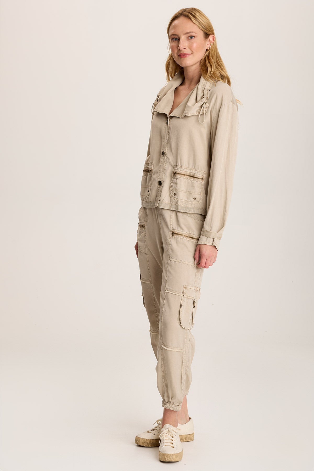 Oziel Twill Utility Jacket with Drawstring Collar - Stylish Men's Workwear for Outdoor Activities & Casual Wear