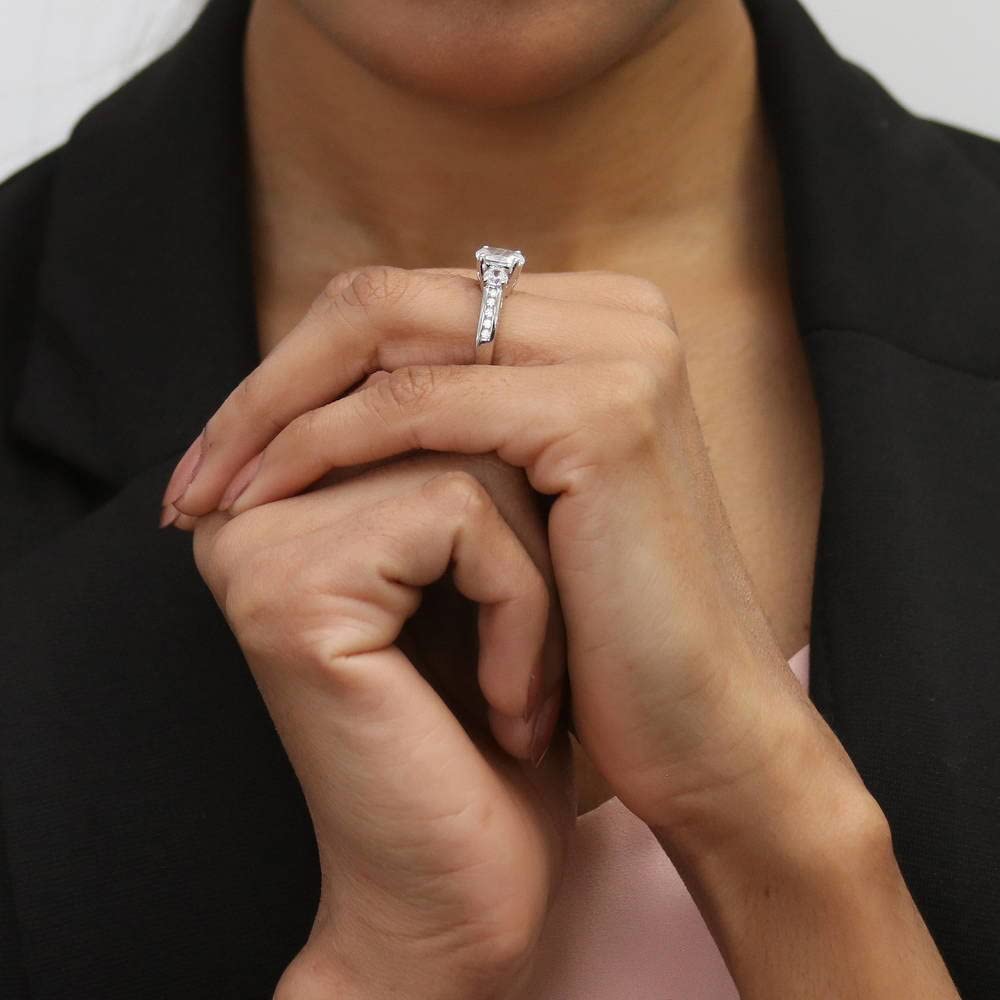 BERRICLE Sterling Silver 3-Stone Oval Cut Cubic Zirconia Engagement Ring for Women - 1.2 Carat CZ Wedding Promise Ring, Rhodium Plated, Size 4-10 - Perfect for Proposals, Anniversaries & Special Occasions