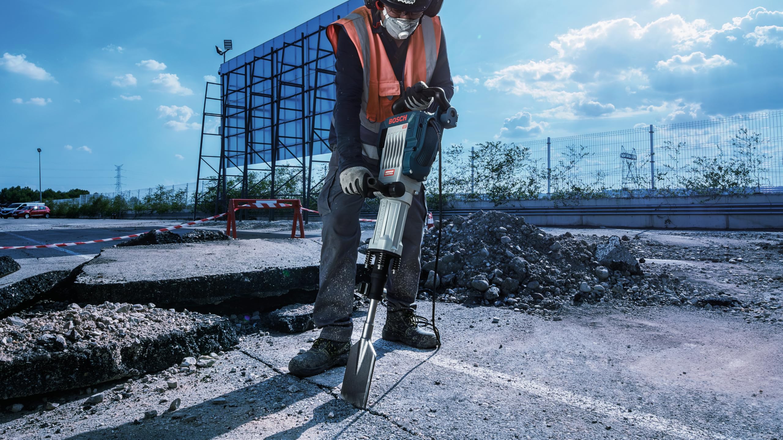 Bosch PRO Hex 30 Asphalt Cutter - Professional Demolition Hammer Accessory for Asphalt Cutting (Ø mm) - Ideal for Road Repair, Construction & Demolition Projects