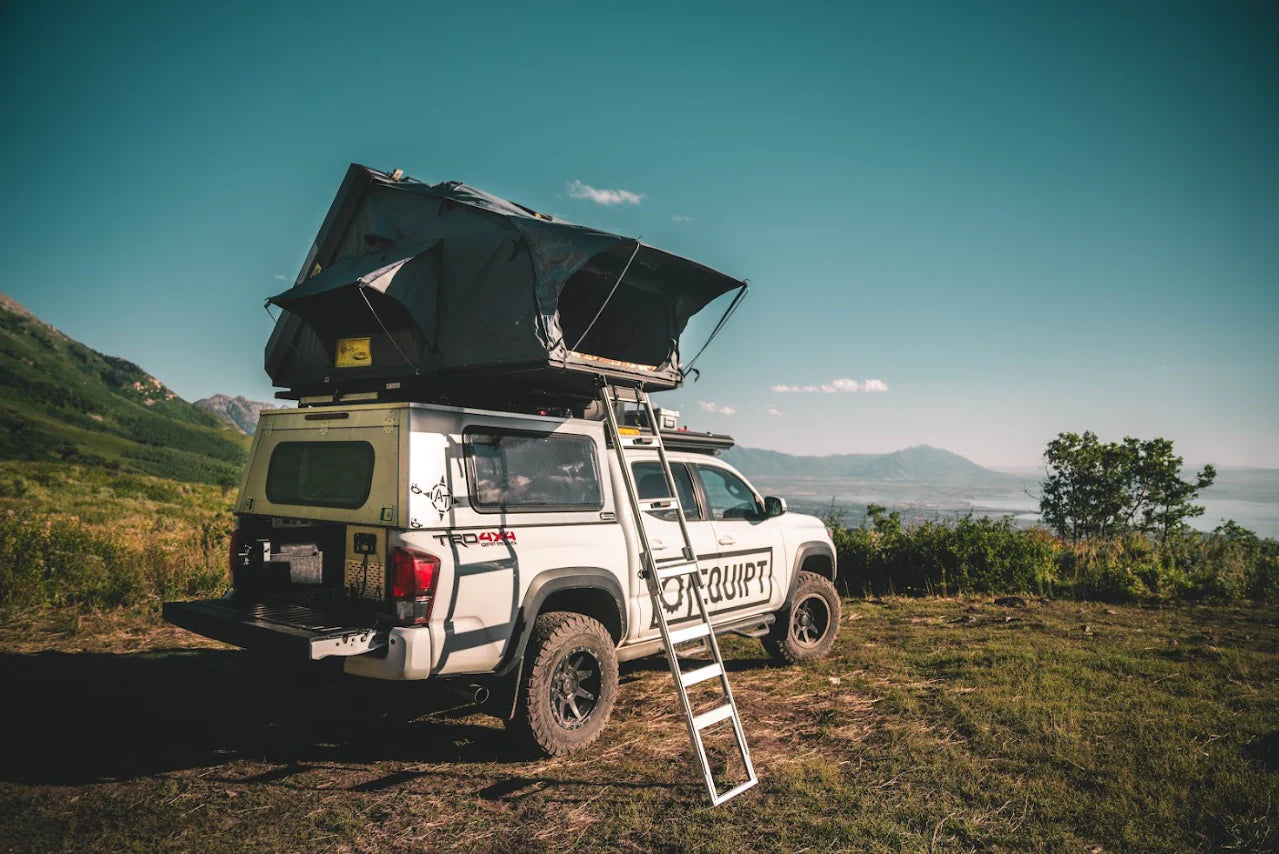 Eezi Awn Sabre Hard Shell Roof Top Tent - Lightweight & Durable Rooftop Camping Tent for SUVs & Trucks - Perfect for Off-Road Adventures & Outdoor Travel