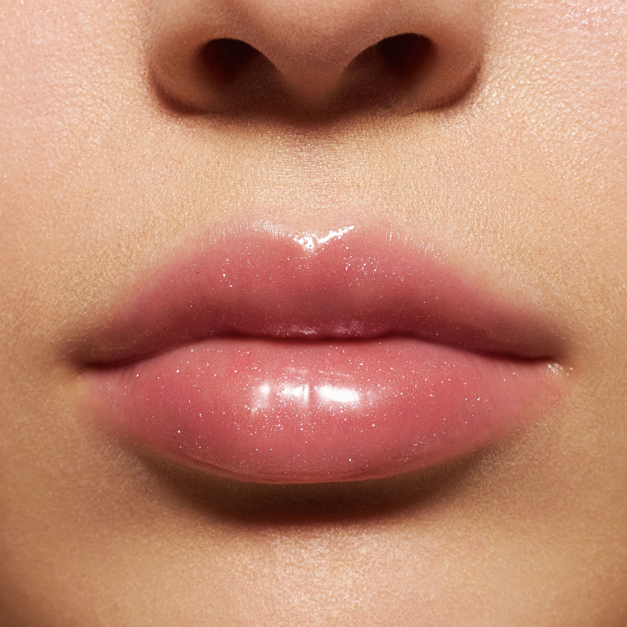 Glisten Up Lip Gloss - Shiny & Moisturizing Lip Gloss for Women - Perfect for Daily Wear & Special Occasions