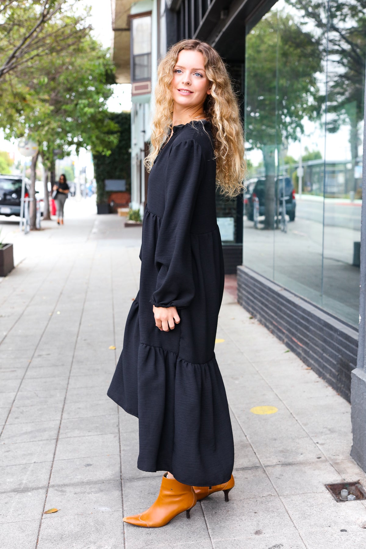 Elegant Black Notched Neck Frill Hem Tiered Maxi Dress for Women - Perfect for Weddings, Parties & Evening Events