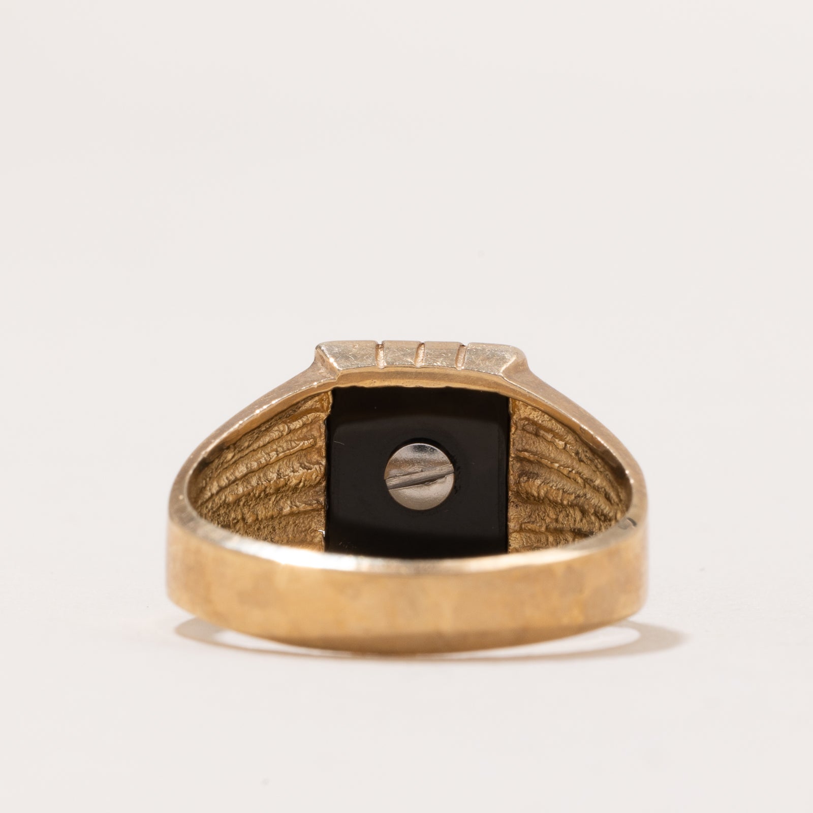 Eagle Onyx Signet Ring for Men - 1.50 Carat Black Onyx Stone - Size 8.25 - Classic Gothic Jewelry for Everyday Wear, Wedding Bands, and Gift Giving