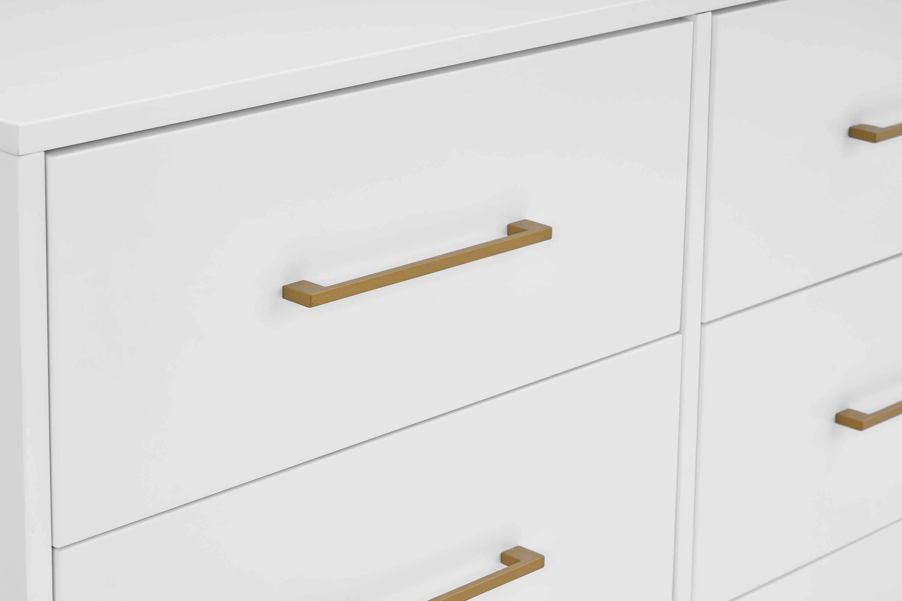 Elegant Jade 6-Drawer Dresser with Interlocking Drawers - Perfect for Bedroom, Nursery, or Dorm Organization & Storage