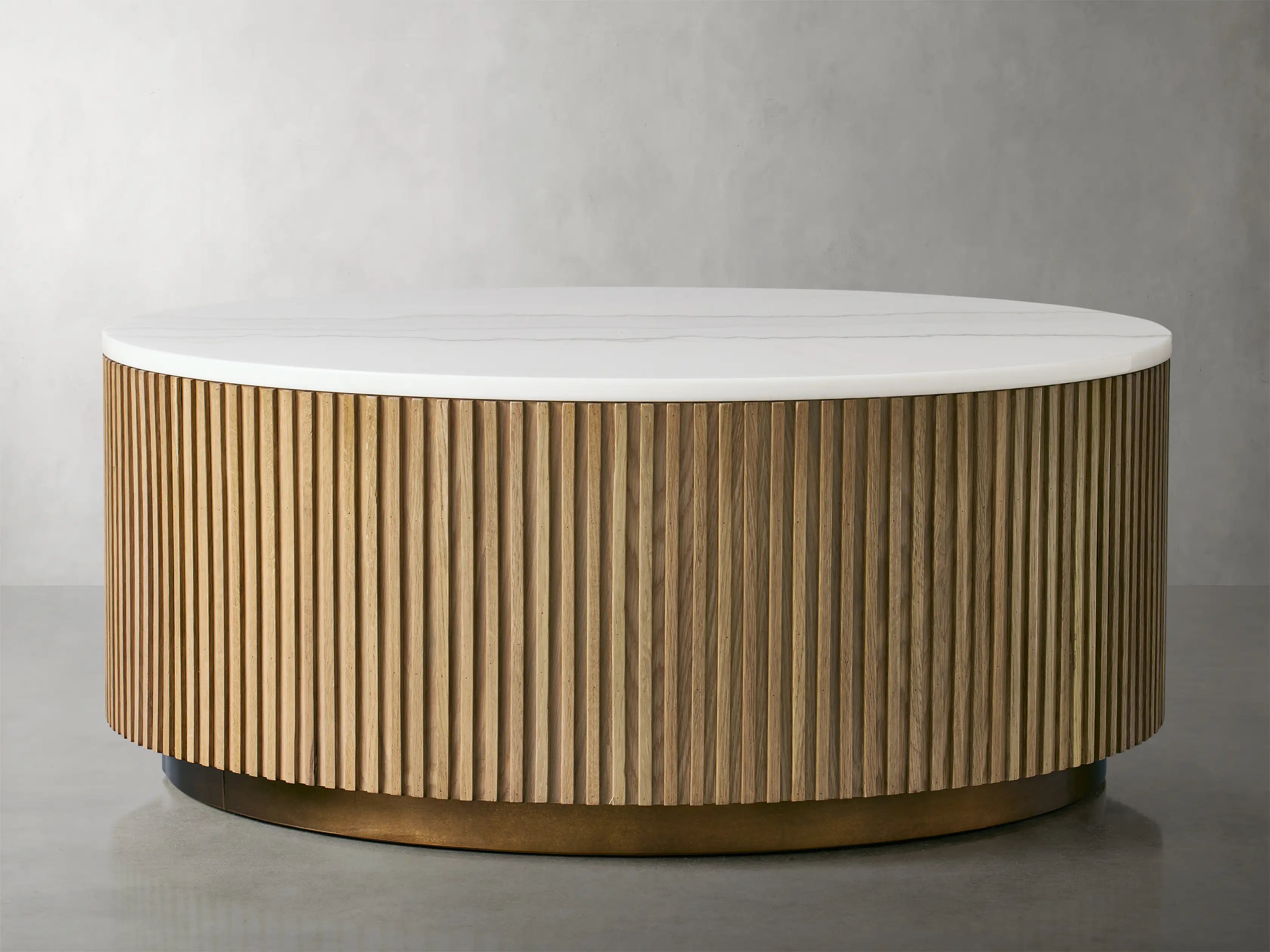 Modern Round Coffee Table - Stylish & Durable Living Room Centerpiece for Home Decor | Perfect for Small Spaces, Apartments & Cozy Gatherings