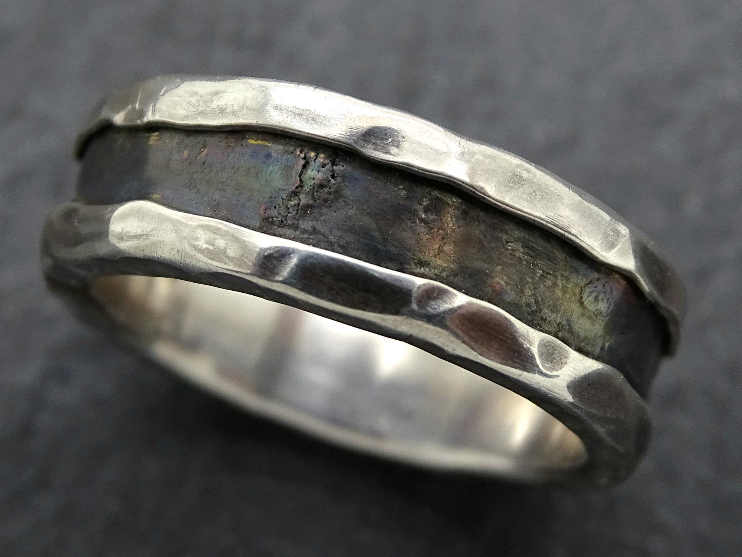 Viking Wedding Band in White Gold for Men - Durable Mens Gold Ring, Molten Gold Silver Engagement Ring, Perfect Anniversary Gift for Him - Ideal for Weddings, Engagements, and Special Occasions