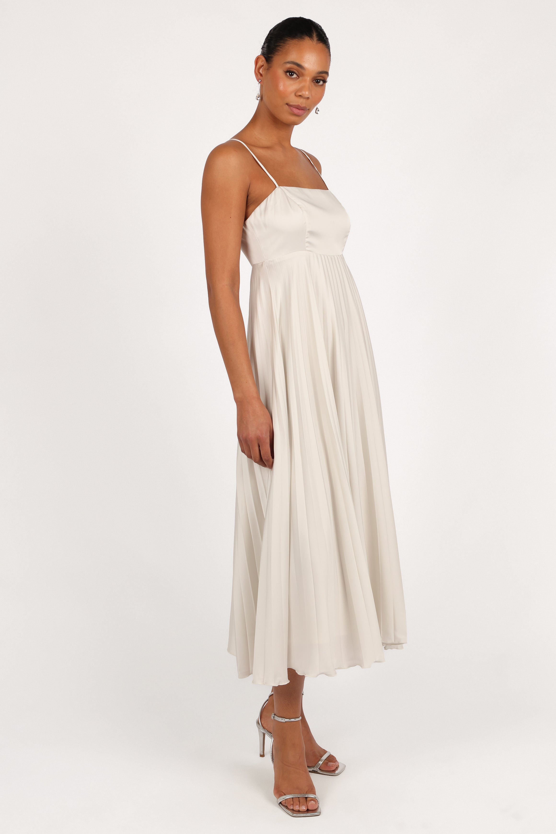 Keegan Maxi Dress - Elegant White Long Flowy Dress for Women | Perfect for Summer, Beach, Weddings & Casual Outings