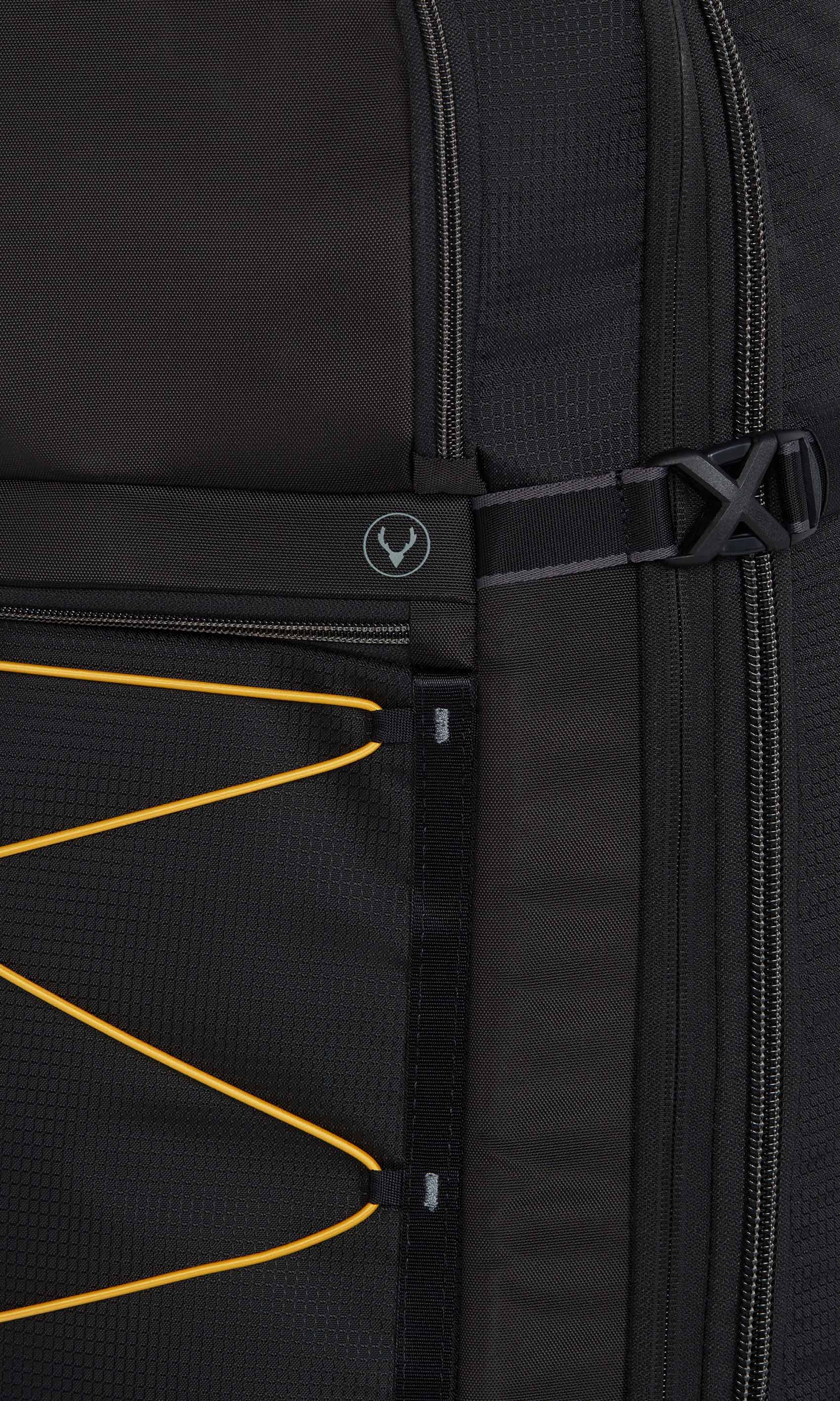 Bamburgh Wheeled Holdall Luggage - Black Carry-On Suitcase with Spinner Wheels for Travel, Business Trips & Weekend Getaways