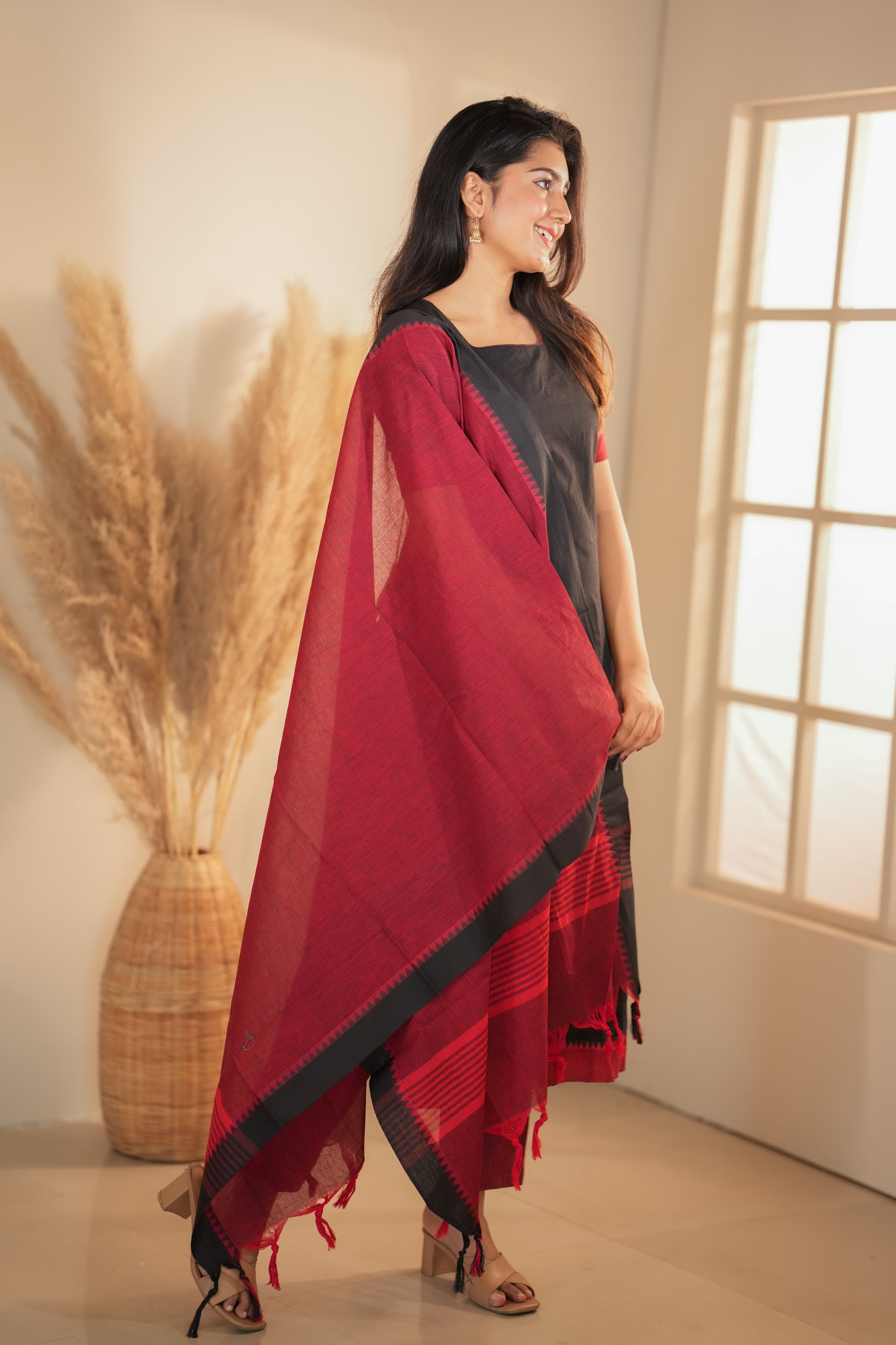 DD629 Deepika Pure Handloom Cotton Kurti - Women's Traditional Indian Tunic Top for Casual Wear & Festive Occasions