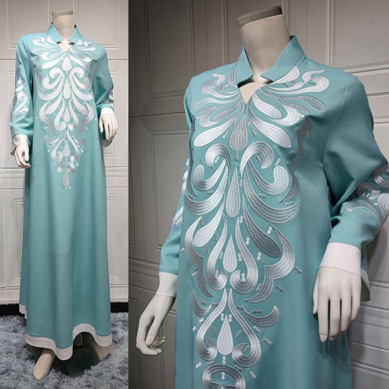 Elegant Eid Embroidery Women's Kaftan Dress - Traditional Islamic Abaya for Ramadan & Special Occasions