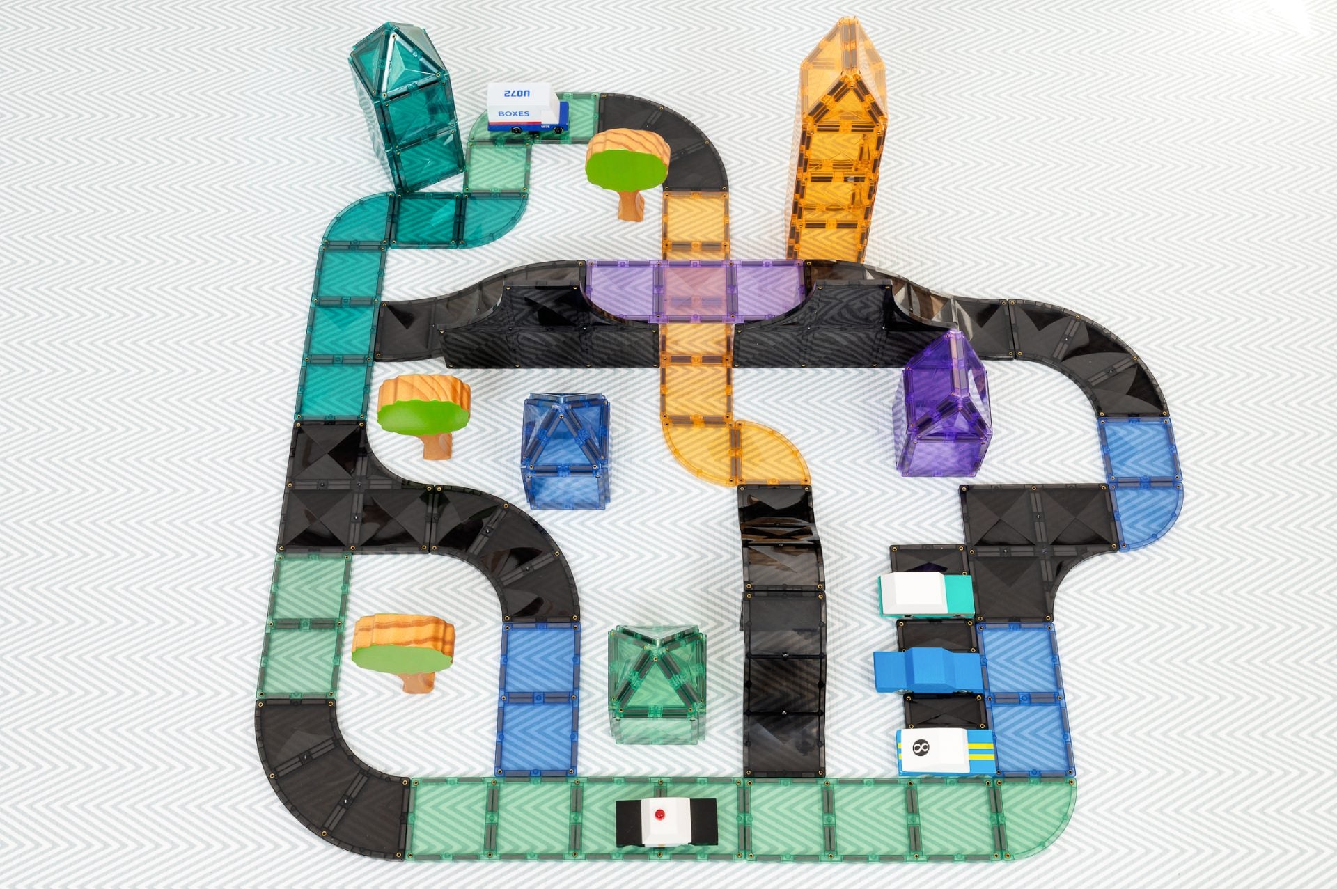 Connetix Magnetic Tiles 16-Piece Set with Roads, Ramps & Intersections - STEM Educational Building Toys for Kids, Perfect for Creative Play & Learning Activities