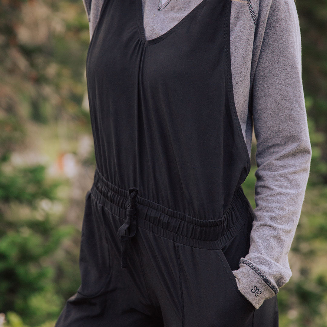 Black Overalls Jumpsuit for Women - Stylish & Comfortable Workwear - Perfect for Gardening, DIY Projects, and Casual Outfits
