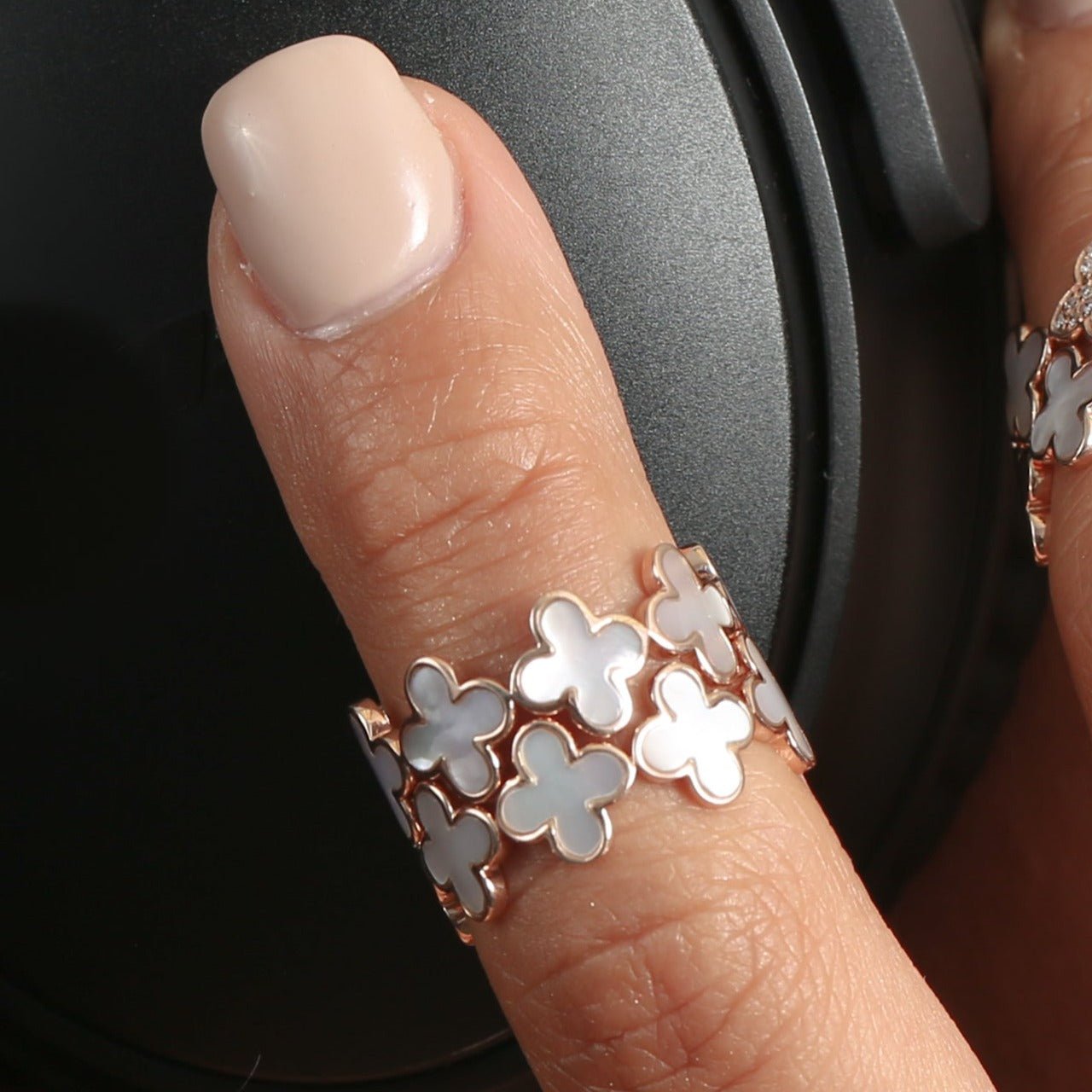 14k Rose Gold Mother of Pearl Clover Eternity Ring - Elegant Four Leaf Clover Jewelry for Women - Perfect for Anniversaries, Weddings & Special Occasions