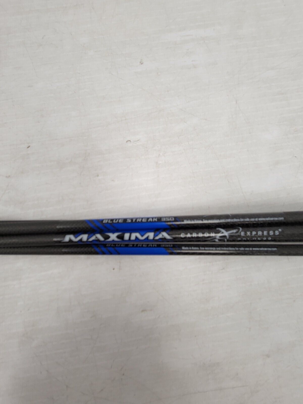 Maxima 17 Bow Arrows - High Performance Carbon Arrows for Hunting & Target Practice | Perfect for Outdoor Archery & Competitive Shooting