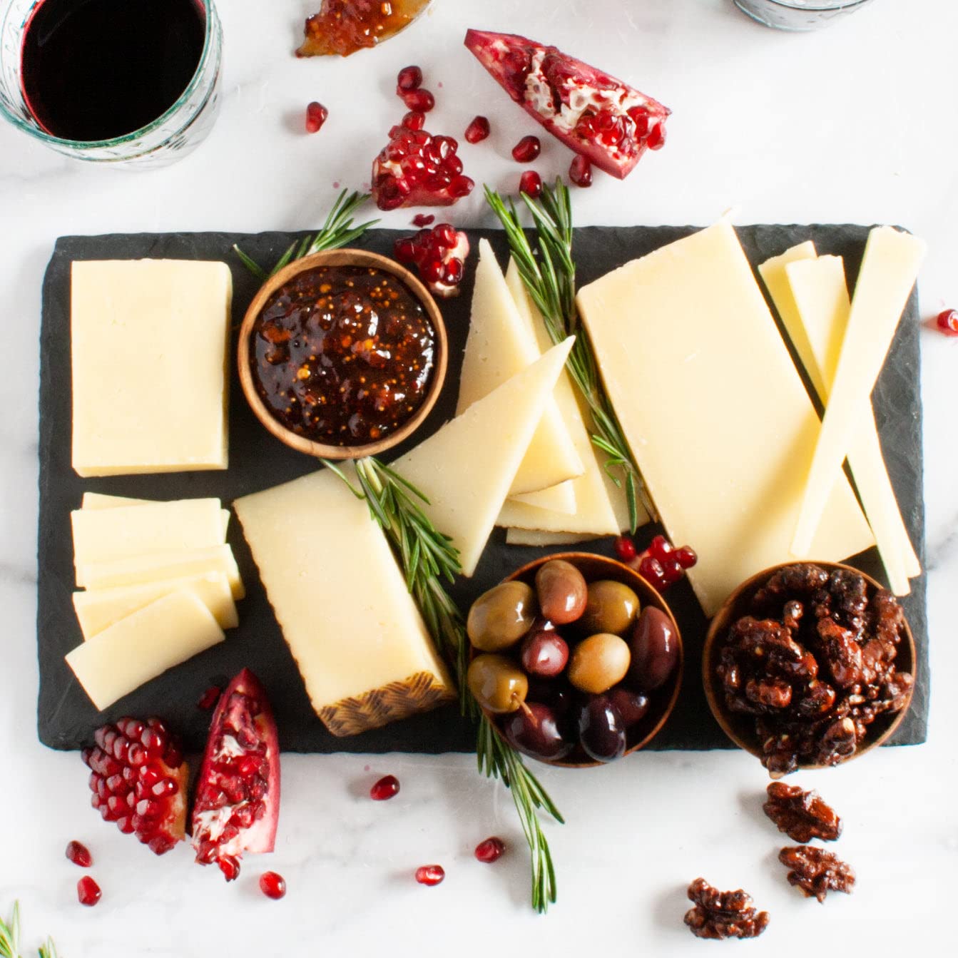 igourmet Holiday Cheese Sampler - Premium Christmas Gourmet Cheese Gift Box with Manchego, English Cheddar & Artisan Cheeses | Perfect for Holiday Parties, Corporate Gifts & Cheese Lovers