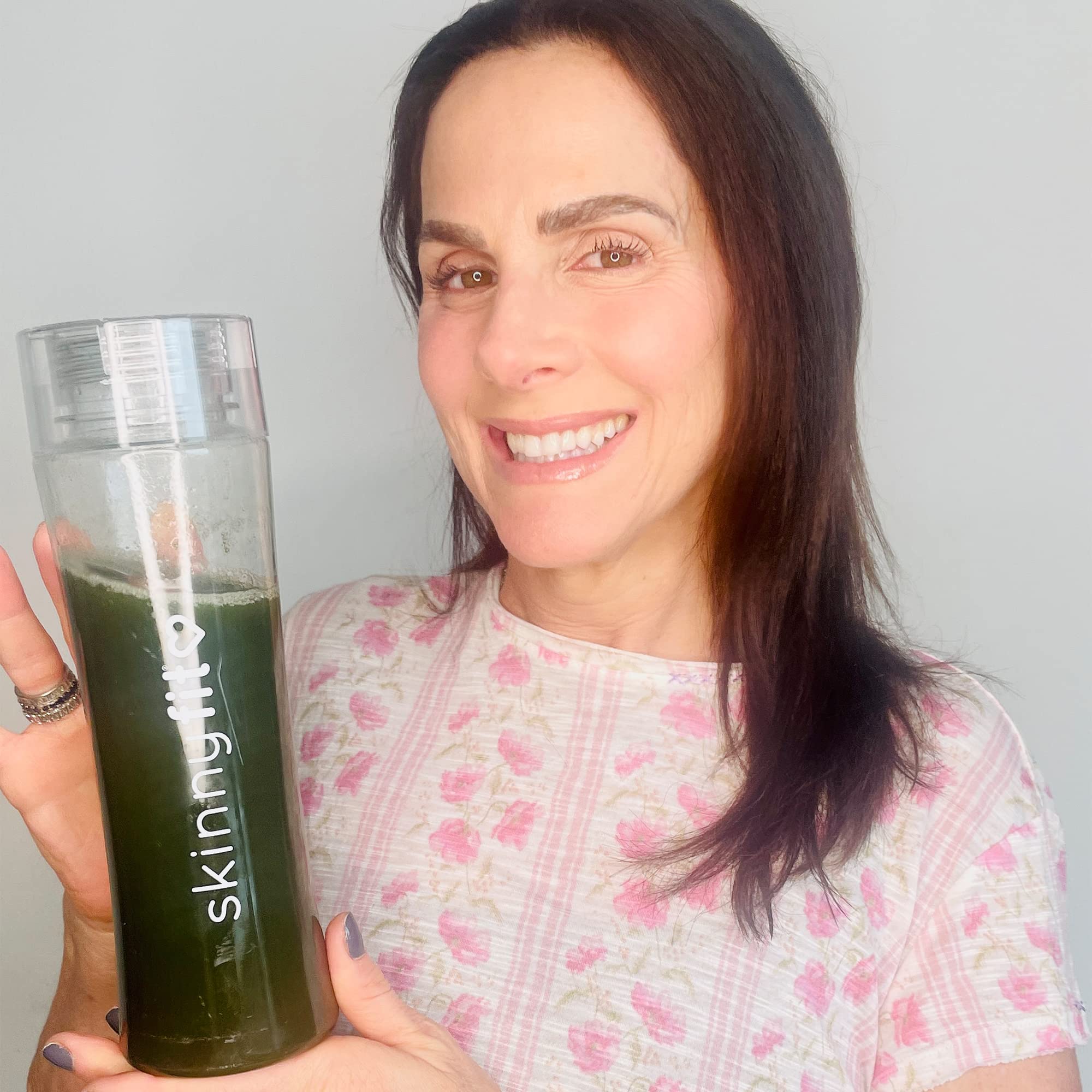 SkinnyFit Mango Splash Skinny Greens Superfood Powder - Natural Energy & Focus Booster with Spirulina & Chlorella, Reduces Bloating, 30 Servings - Perfect for Smoothies, Detox & Daily Wellness Routine
