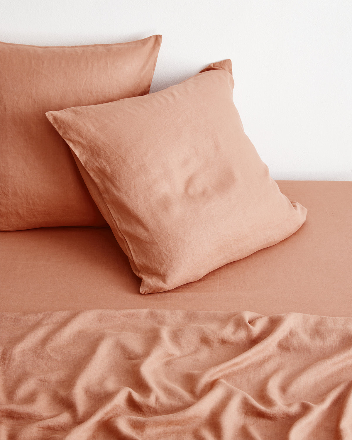 Premium 100% French Flax Linen Pillowcase Set (2 Pack) - Soft & Breathable Hazelnut Brown European Bedding - Perfect for Master Bedroom, Guest Room & Luxury Hotels