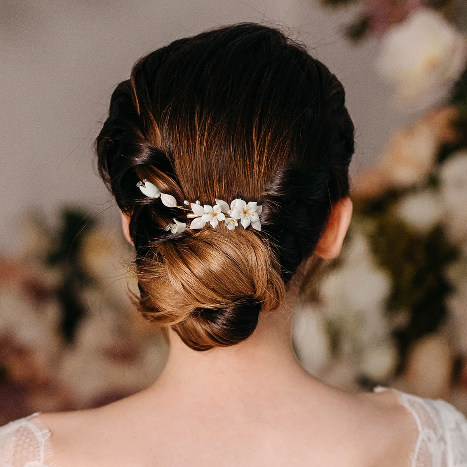 AW BRIDAL Gold Flower Hair Clip for Wedding - Elegant Bridal Hair Comb Barrette, Women's Wedding Hair Accessories for Brides, Bridesmaids, and Girls - Perfect for Weddings, Prom, and Formal Events