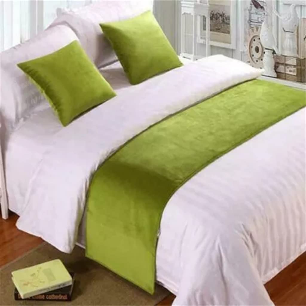 Luxury Velvet Wedding Bed Runner - 50x240cm Green European Style Bed Tail Towel for Hotel & Home Decoration - Perfect for Bridal Suite, Bedroom Decor, and Special Occasions