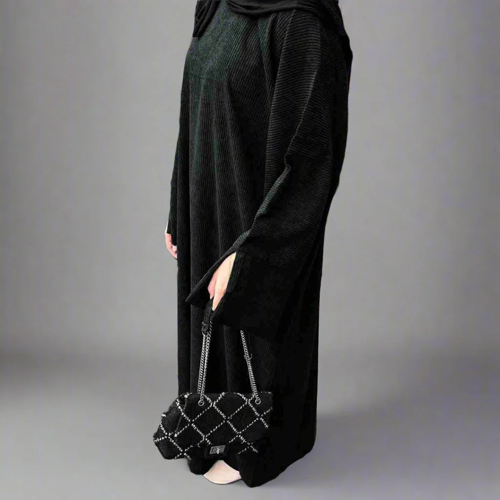 Stylish Winter Corduroy Abaya Dress for Muslim Women - Modest Islamic Fashion for Cold Weather & Special Occasions