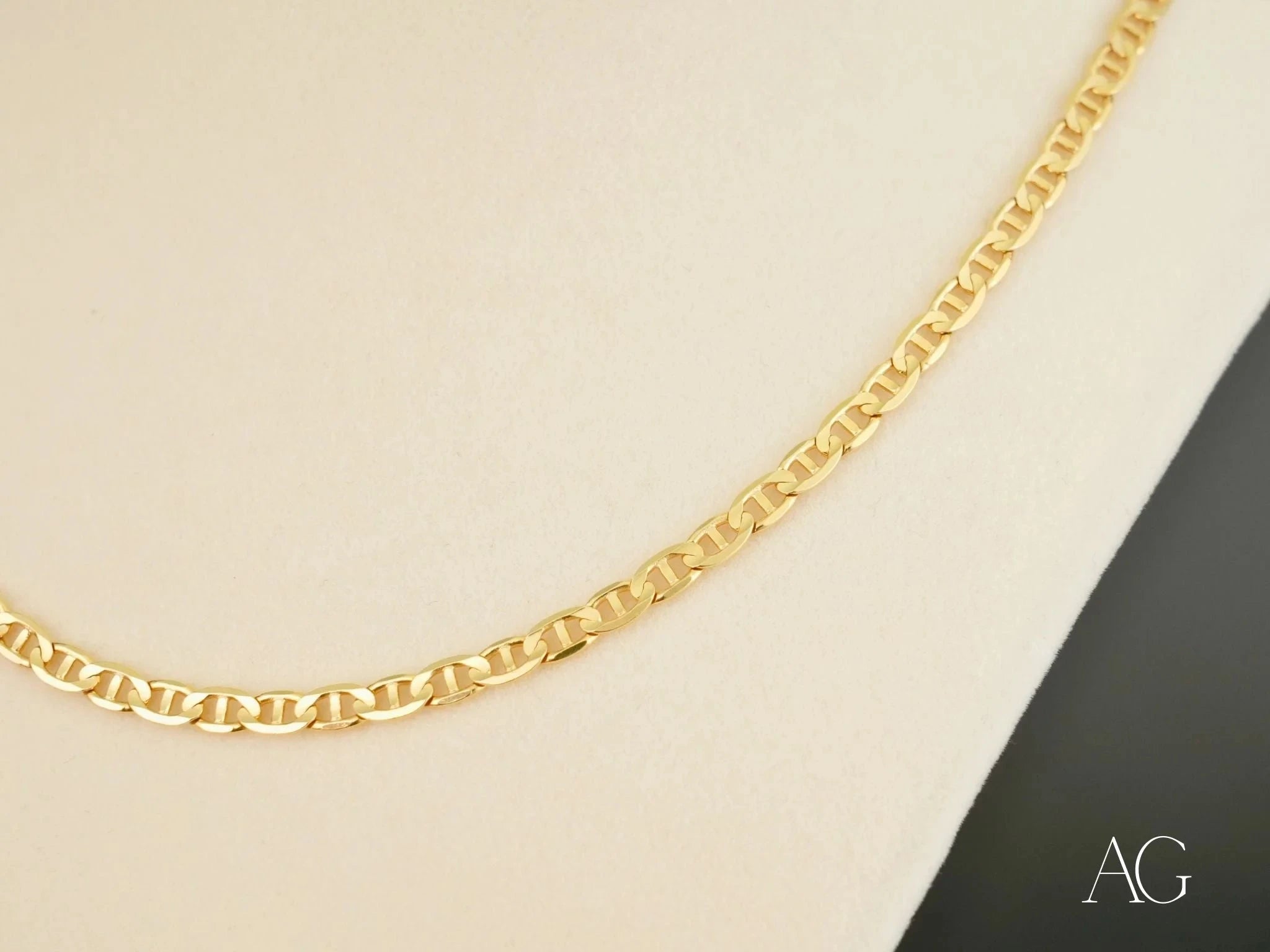 18K Gold Anchor Chain Necklace for Men & Women – Timeless Strength & Durability – Perfect for Everyday Wear, Gifts, and Special Occasions