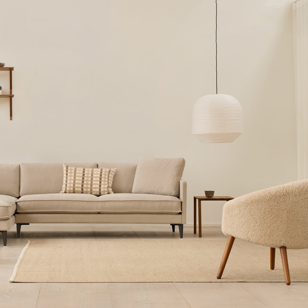 Ditzel Lounge Chair - Modern Upholstered Accent Chair for Living Room, Bedroom & Office - Comfortable Mid-Century Style Armchair with Wooden Legs