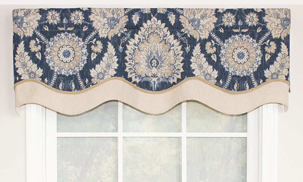 Wakeshire Glory Valance - Premium Window Valance for Living Room, Bedroom & Kitchen - Elegant Home Decor & Curtain Topper for Modern & Classic Interiors