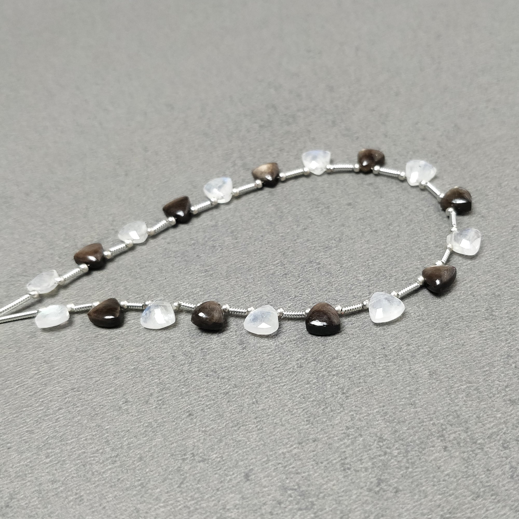 Natural Chocolate Sapphire & Rainbow Moonstone Gemstone Cabochon - 21.00cts Loose Beads (6mm Triangle Nuggets) for Jewelry Making, DIY Crafts, and Healing Crystal Collections - Perfect for Necklaces, Bracelets, and Earrings