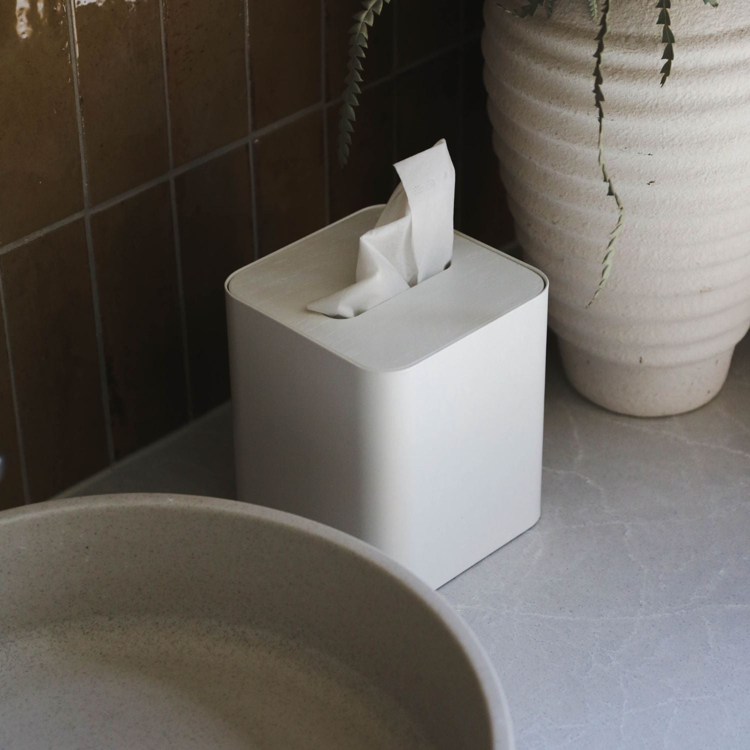 Square Tissue Box Cover - Modern White Home Decor for Living Room, Bedroom & Bathroom | Stylish & Functional Tissue Holder for Home & Office Use