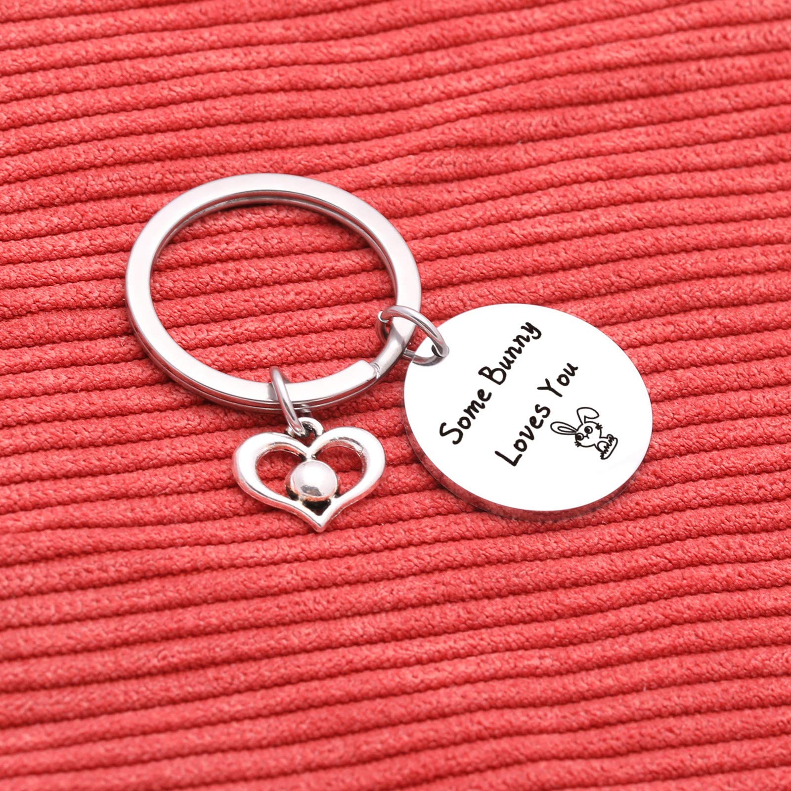 Easter Bunny Keychain - Cute Rabbit Jewelry Keychain for Bunny Lovers, Bunny Mom Gift, Bunny Themed Charm for Women | Perfect for Easter Gifts, Keychain Collection & Rabbit Enthusiast Presents