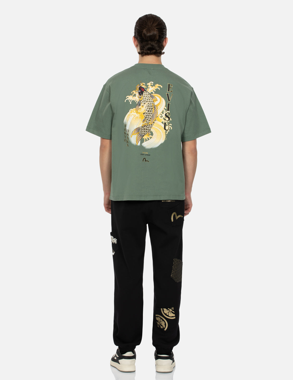 Seagull Embroidery Carp Print Relaxed Fit T-Shirt for Men - Comfortable Casual Wear for Beach Outings and Summer Vacations