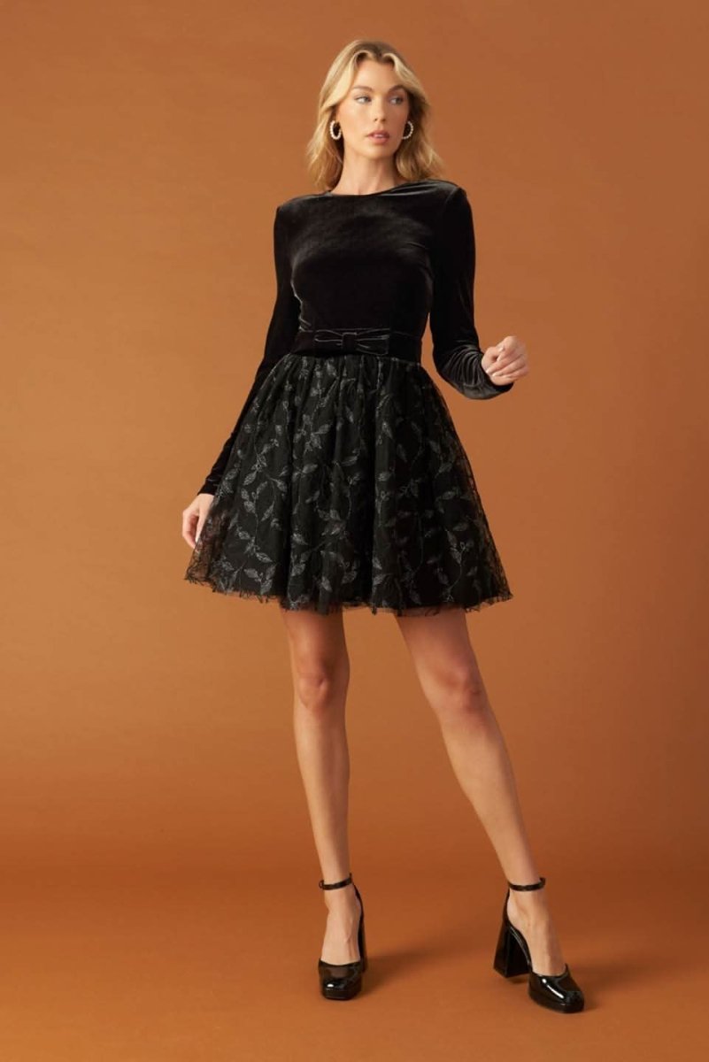 Stylish Café Conversation Woven Mini Dress - Perfect for Brunch Dates & Summer Outings