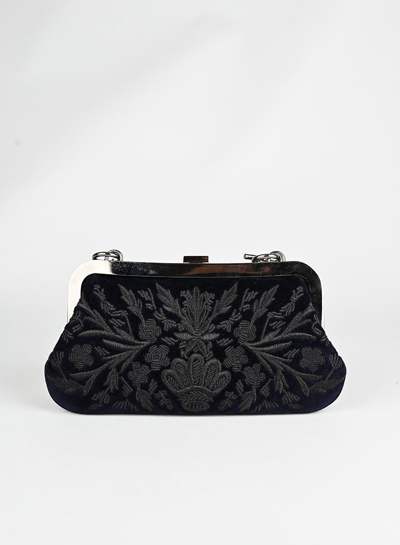 Gucci Embroidered Velvet Shoulder Bag in Blue - Perfect for Evening Events & Luxury Fashion Accessories