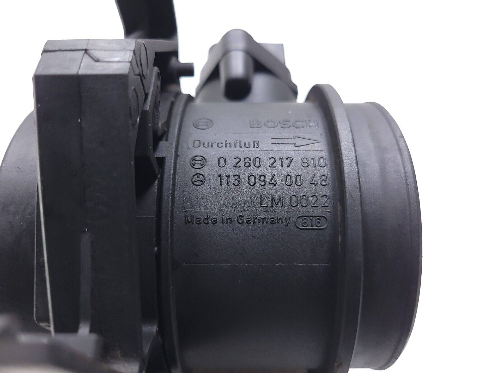 06-11 Mercedes ML500 MAF Mass Air Flow Sensor A1130940048 OEM Replacement - Improve Engine Performance & Fuel Efficiency for Smooth Driving