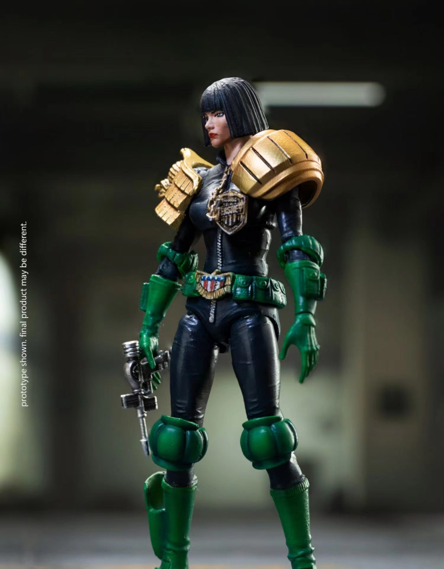 1/18 Scale HIYA 4-Inch Action Figure - Exquisite Mini Series Judge Dredd & Judge Hersch Collectible Toy for Display & Action Play | Perfect for Comic Fans & Collectors