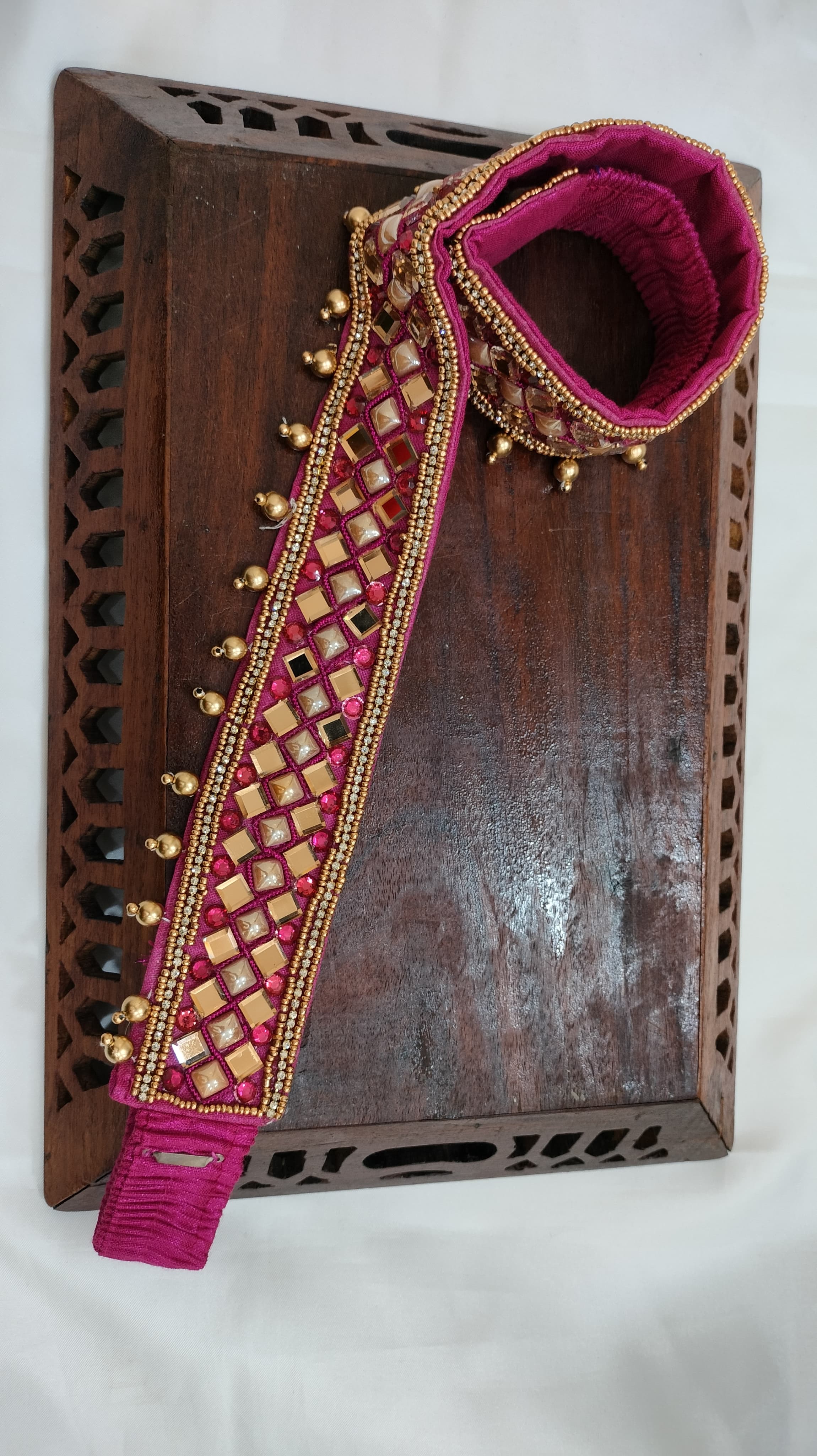 Elegant Pink Designer Saree Belt with Stone & Bead Embellishments - Perfect for Indian Weddings, Festivals & Special Occasions