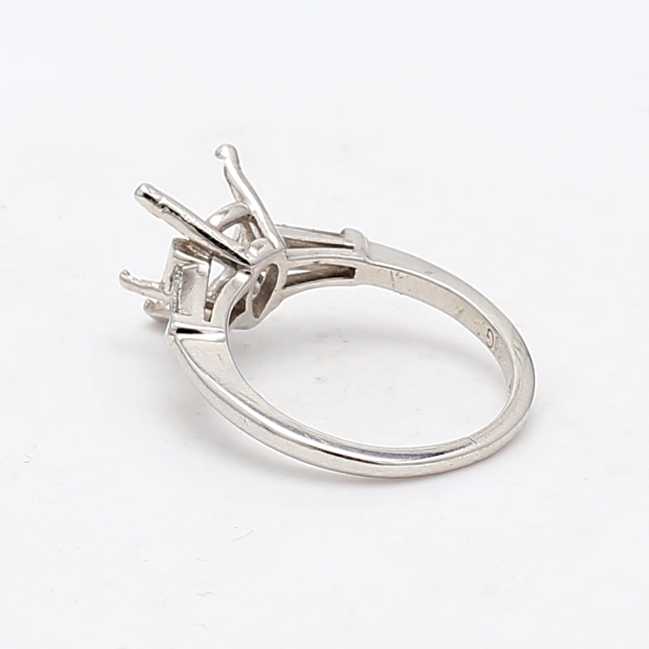 0.15 Carat Baguette Shape F VS1 Diamond Platinum Semi Mount Ring - Elegant Bridal Jewelry for Engagement & Wedding Bands