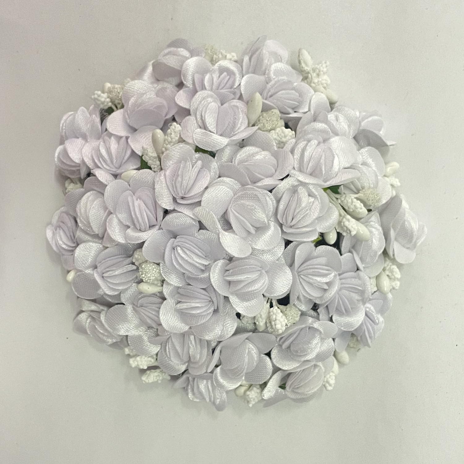GuruEmbelish Bridal Bun Juda Maker Flower Gajra Hair Accessories for Women & Girls - White (Pack of 1) - Perfect for Weddings, Parties & Indian Traditional Events