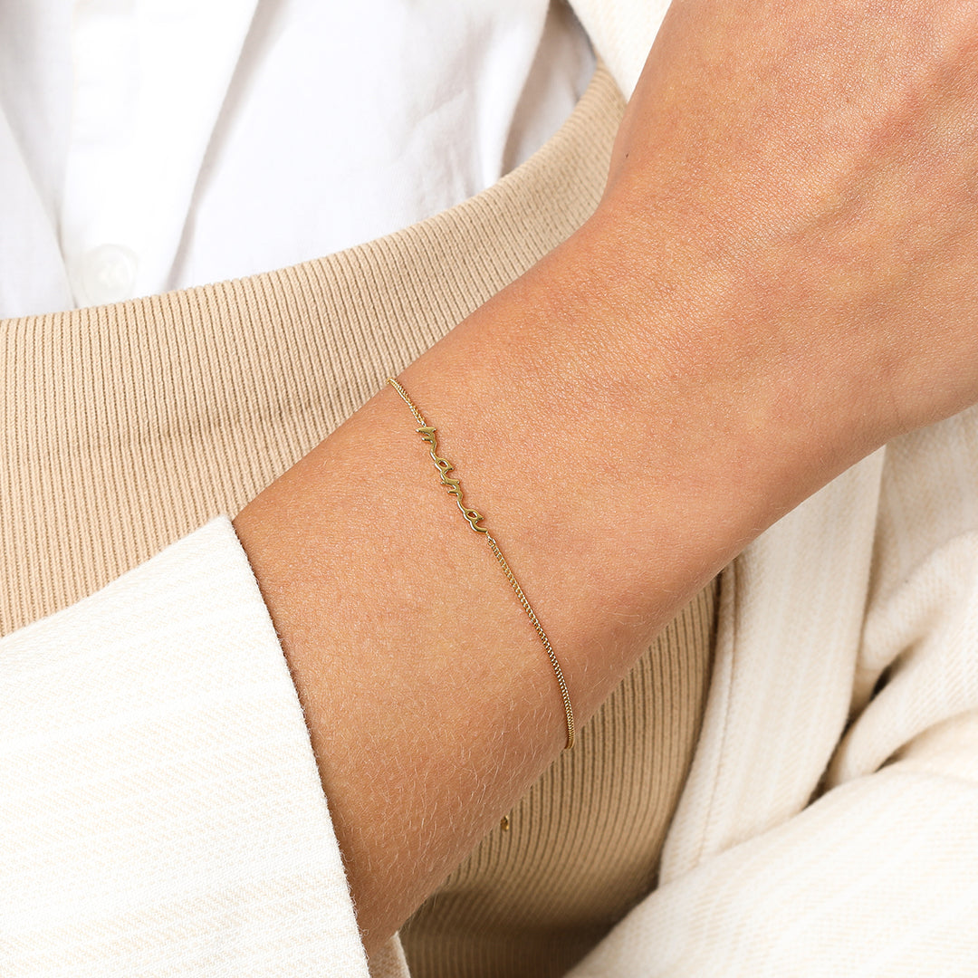 Stylish Mama Bracelet - Elegant Beaded Jewelry for Women - Perfect Gift for Mother's Day, Birthday & Special Occasions